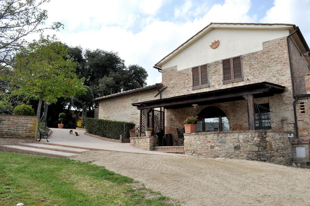 Agriturismo Il Poggiarello Siena Camera foto