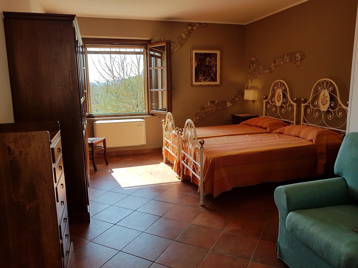 Agriturismo Il Poggiarello Siena Esterno foto