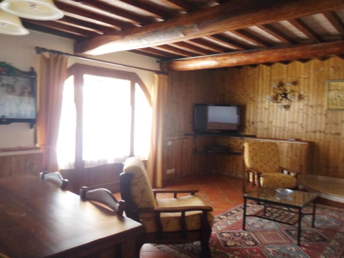 Agriturismo Il Poggiarello Siena Esterno foto