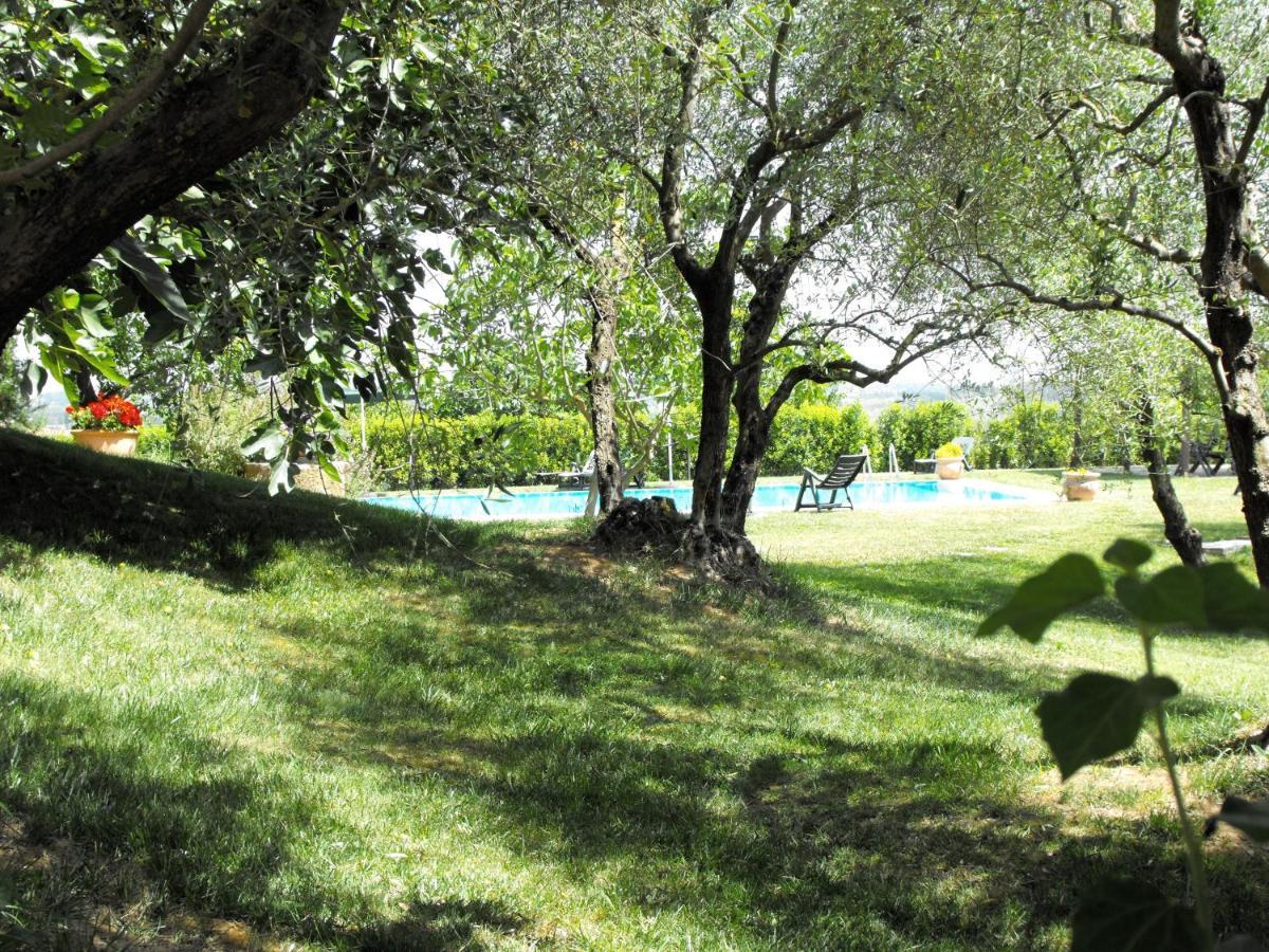 Agriturismo Il Poggiarello Siena Esterno foto